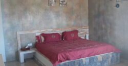 À louer une spacieuse villa atypique avec rooftop et jardin à Grand Baie