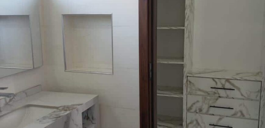 À louer une villa contemporaine lumineuse avec piscine dans un quartier calme du Chemin Vingt Pied à Grandbaie