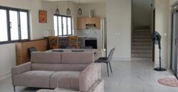 À louer une villa contemporaine lumineuse avec piscine dans un quartier calme du Chemin Vingt Pied à Grandbaie