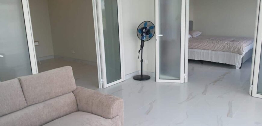 À louer une villa contemporaine lumineuse avec piscine dans un quartier calme du Chemin Vingt Pied à Grandbaie