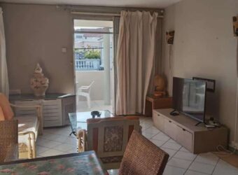 À louer un appartement situé dans un cadre calme et sécurisé à deux pas de la plage de Mont Choisy