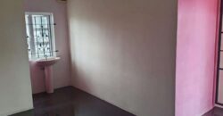 A vendre un appartement en duplex situé dans une copropriété de 4 logements à Grand Gaube