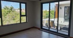 En vente villa neuve d’exception à l’architecture contemporaine située à Pereybère