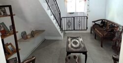 En vente une spacieuse maison située dans le morcellement Beerjeraz proche de la plage à Albion.