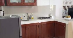 À louer un appartement rénové dans une résidence sécurisée avec piscine commune à Pereybére