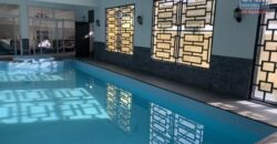 Location d’une immense villa récente de 650 m2 avec une vue à couper le souffle située à Quatre Bornes