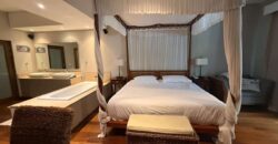 À louer un bel appartement d’inspiration balinaise de 250 m2 situé dans une résidence sécurisée à Bain Boeuf