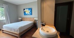 À louer un bel appartement d’inspiration balinaise de 250 m2 situé dans une résidence sécurisée à Bain Boeuf