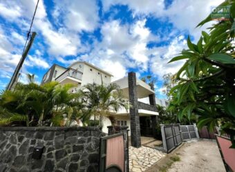 À louer une agréable villa avec piscine dans un cadre paisible à Flic en Flac