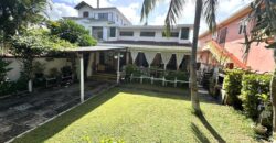 À vendre deux villas avec piscine proche de la plage à Albion