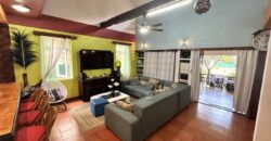 À vendre deux villas avec piscine proche de la plage à Albion