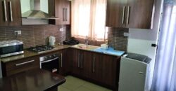 En vente ce charmant duplex avec piscine situé dans un quartier résidentiel calme et recherché de Flic-en-Flac