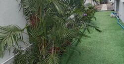 Accessible aux étrangers: À vendre un appartement moderne de 81m2 avec piscine à 5 mins de la plage de Pereybère