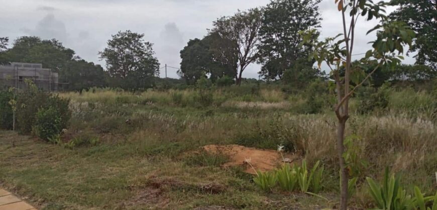 En vente un terrain résidentiel de 633 m² situé dans un environnement recherché au sein dans la smart city d’AZURI à Roches Noires