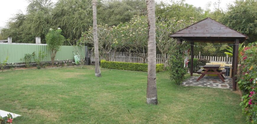 À louer – Appartement dans une villa à 300 m de la plage avec jardin commun à Flic en Flac