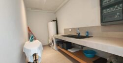 Location d’un magnifique appartement neuf entièrement meublé situé en borde en mer à Poste Lafayette