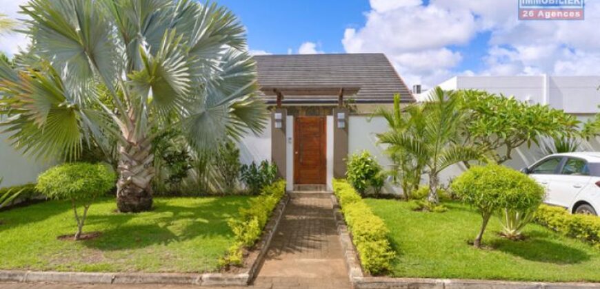 Accessible aux étrangers: À vendre villa haut de gamme sur un terrain de 980m2 proche du centre de Grand Baie