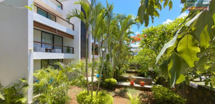 Accessible aux Étrangers: En vente un magnifique appartement meublé avec piscine commune proche de la plage à Mont Choisy