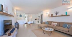 Accessible aux Étrangers: En vente un magnifique appartement meublé avec piscine commune proche de la plage à Mont Choisy
