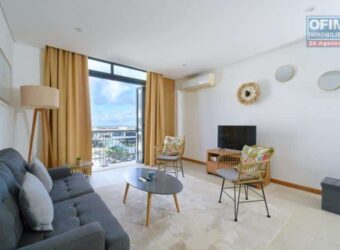 À vendre bel appartement en duplex de 130 m2 accessible aux étrangers situé à Grand Baie La Croisette