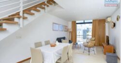 À vendre bel appartement en duplex de 130 m2 accessible aux étrangers situé à Grand Baie La Croisette