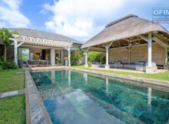 À vendre belle villa accessible aux étrangers située dans une résidence sécurisée à Grand Baie, La Salette