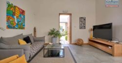 En vente magnifique villa accessible aux étrangers situe au centre d’une résidence calme à Grand Baie, La Salette