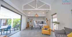 En vente magnifique villa accessible aux étrangers situe au centre d’une résidence calme à Grand Baie, La Salette