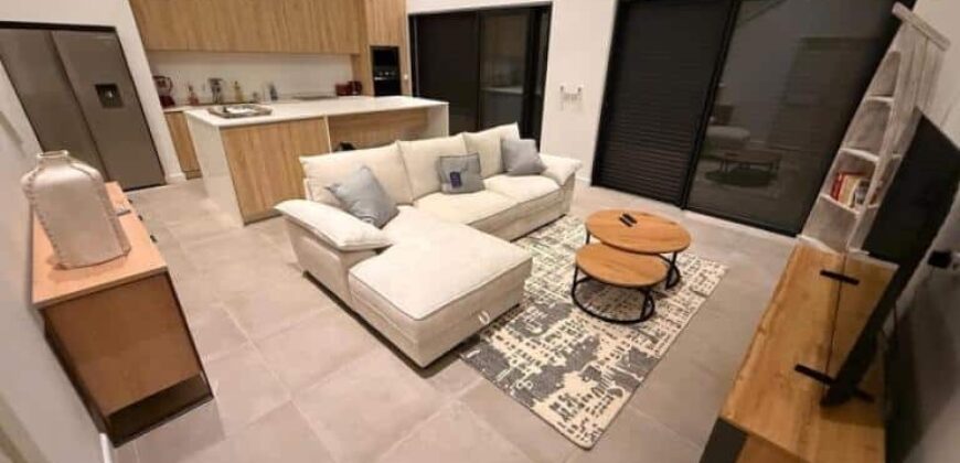 À vendre accessible aux étrangers – Appartement duplex meublé avec rez-de-jardin à Pointe aux Canonniers