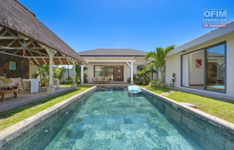 À vendre – Magnifique villa en résidence accessible aux étrangers à Grand Baie, La Salette