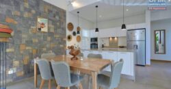 À vendre – Magnifique villa en résidence accessible aux étrangers à Grand Baie, La Salette