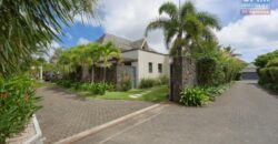 À vendre – Superbe villa avec piscine sur un terrain de 1 129 m² à Grand Baie, La Salette