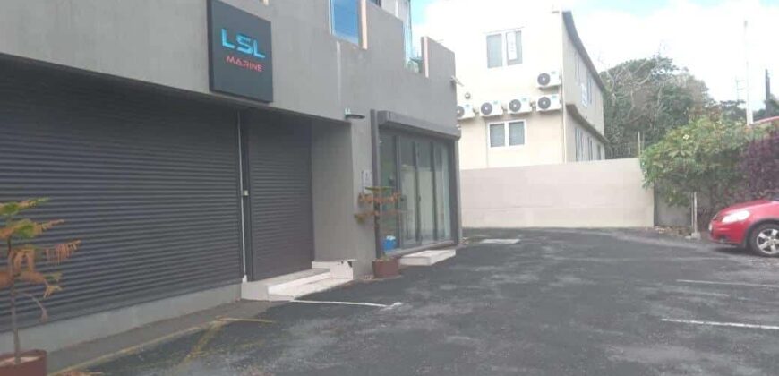 À louer des bureaux situés à Rivière Noire