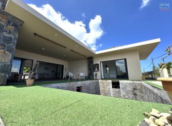 À vendre une villa récente à personnaliser avec piscine dans résidence sécurisée à Flic-en-Flac