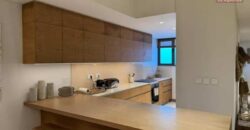 En vente un élégant appartement de 194m2 en rez-de-jardin accessible aux étrangers à Mont Choisy