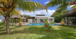 À vendre élégante villa avec piscine sur un terrain de 1185 m² à La Salette, Grand Baie.