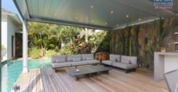 En vente une villa de prestige de 414 m² avec piscine chauffée sur terrain 1 065 m² à Grand Baie, accessible aux étrangers