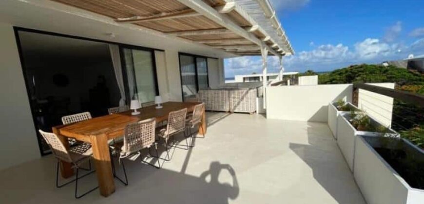 À vendre : penthouse meublé et équipé, accessible aux étrangers à Mont Choisy