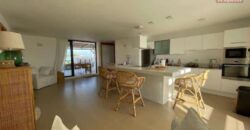 À vendre : penthouse meublé et équipé, accessible aux étrangers à Mont Choisy