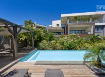À vendre – Magnifique appartement R+2 avec piscine accessible aux étrangers dans un quartier calme et résidentiel à Pointe aux Canonniers