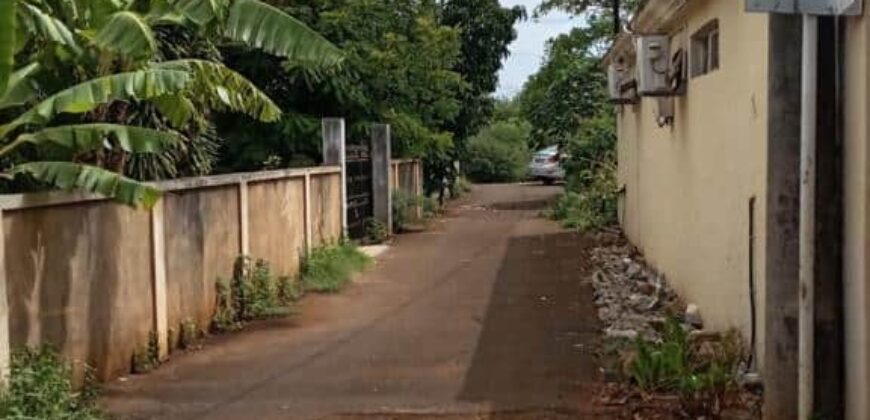 À vendre un terrain résidentiel de 951m2 proche de toutes commodités à Pointe aux Piments