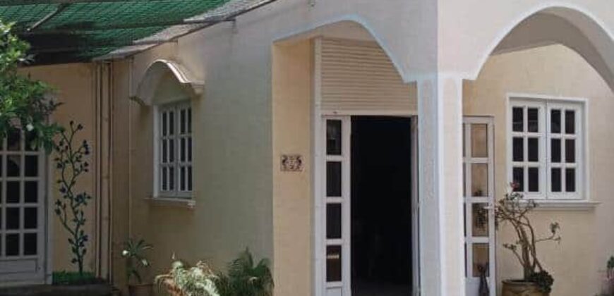 En vente une charmante villa meublée avec jardin au Domaine Villa Del Sol à Grand Baie