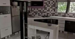 En vente un appartement en duplex de 120m2 avec jardin paysager de 170m2 à Vale