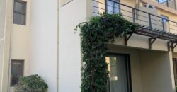 En vente une charmante villa en triplex avec piscine et vue dégagée à Flic en Flac