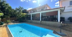 À vendre – Spacieuse villa familiale de 480 m² avec piscine et appartement indépendant à Albion