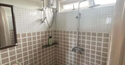 Location d’un appartement avec piscine commune et parking à Flic en Flac