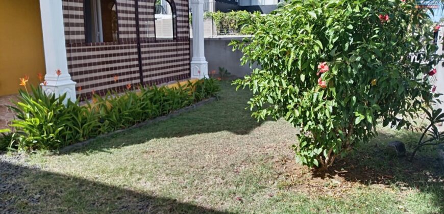 À louer appartement lumineux avec jardin dans un cadre paisible à Cap Malheureux
