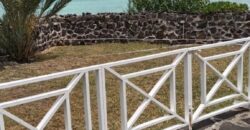 À louer charmante villa pieds dans l’eau à Pointe aux Canonniers