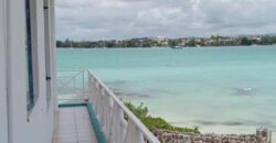 À louer charmante villa pieds dans l’eau à Pointe aux Canonniers