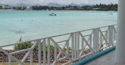 À louer charmante villa pieds dans l’eau à Pointe aux Canonniers